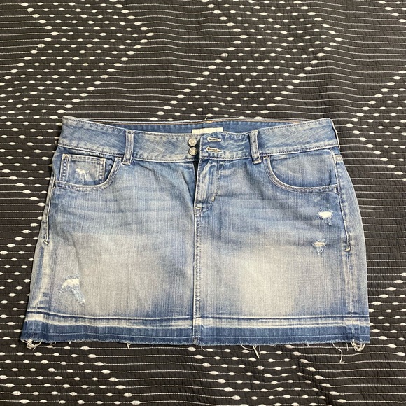 Old Navy Dresses & Skirts - Old Navy Jean Mini Skirt